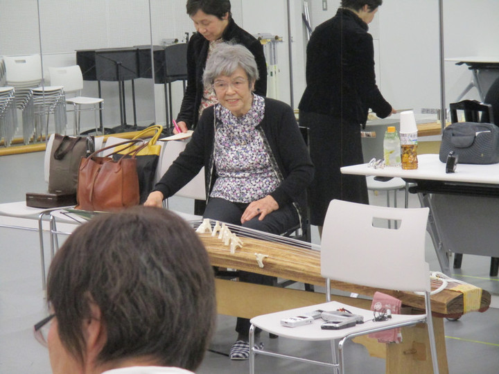 現代邦楽研究所 箏合奏研究講座 10月15日 後藤すみ子 先生 現代邦楽研究所 箏合奏研究講座 10月15日 後藤すみ子 先生